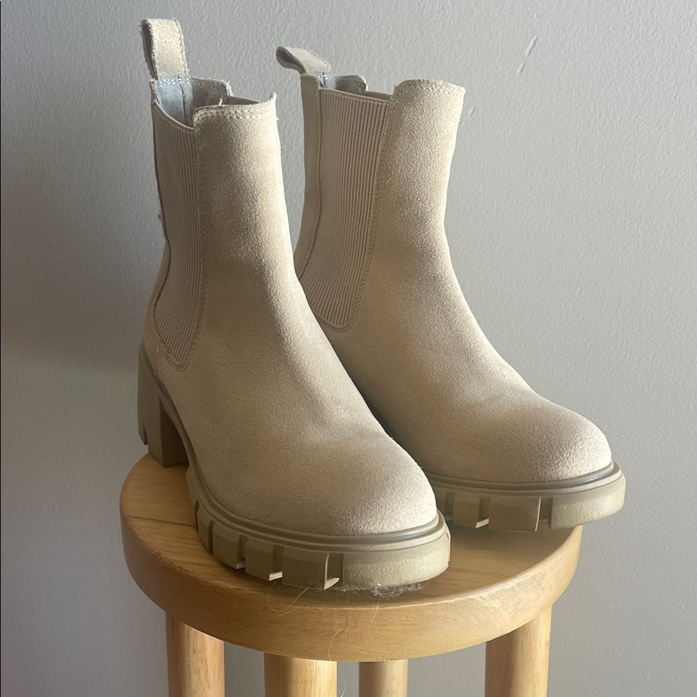 Steve Madden Cream Ankle Booties